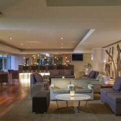 Отель Melia Madeira Mare Hotel Португалия, Фуншал - 1 отзыв об отеле, цены и фото номеров - забронировать отель Melia Madeira Mare Hotel онлайн гостиничный бар