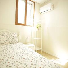 Отель May Guesthouse комната для гостей фото 5