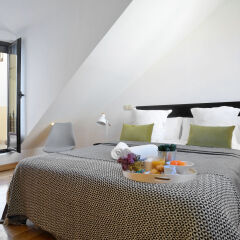Апартаменты Aspasios San Mateo Boutique Apartments комната для гостей фото 2