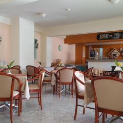 Mandalena Hotel Apartments Протарас гостиничный бар