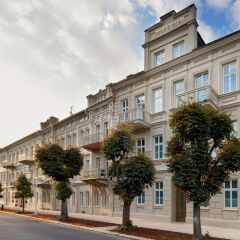 Отель Spa & Kur Hotel Praha Чехия, Франтишкови-Лазне - отзывы, цены и фото номеров - забронировать отель Spa & Kur Hotel Praha онлайн вид на фасад