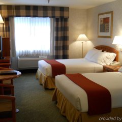 GuestHouse Inn & Suites Hotel Poulsbo in Poulsbo, United States of America from 137$, photos, reviews - zenhotels.com guestroom