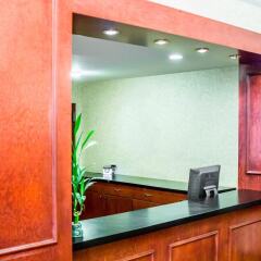 Отель Econo Lodge Times Square США, Нью-Йорк - 1 отзыв об отеле, цены и фото номеров - забронировать отель Econo Lodge Times Square онлайн удобства в номере фото 2