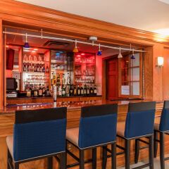 Отель Comfort Inn & Suites Little Rock Airport США, Литл-Рок - отзывы, цены и фото номеров - забронировать отель Comfort Inn & Suites Little Rock Airport онлайн гостиничный бар
