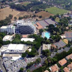 Kfar Maccabiah Hotel and Suites фото 4