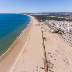 Hotel Apartamentos Foz Atlântida пляж фото 2