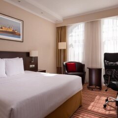 Отель Courtyard by Marriott Kazan Kremlin Казань комната для гостей фото 2