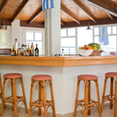Dedalos Beach Hotel гостиничный бар