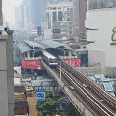 El Majestic Bangkok Hotel Sukhumvit 33 Бангкок приотельная территория