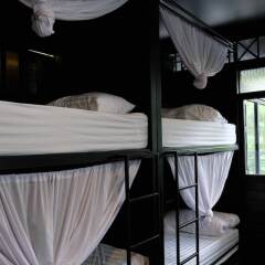 Kloem Hostel - Adults Only Бангкок спа фото 2