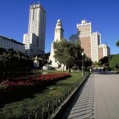 Отель Mercure Madrid Plaza De Espana Hotel Испания, Мадрид - 3 отзыва об отеле, цены и фото номеров - забронировать отель Mercure Madrid Plaza De Espana Hotel онлайн городской автобус