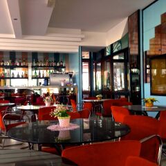 Hotel Carlton Beach гостиничный бар