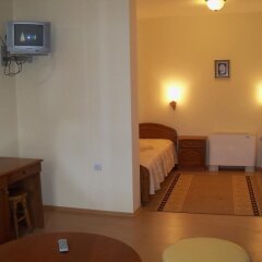 Hotel Izgrev Велико Тырново сейф в номере