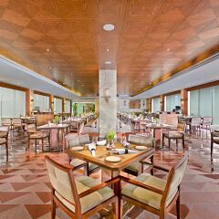 Отель The Lalit Jaipur питание фото 2