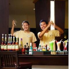Отель Lanta Cha Da Beach Resort and Spa гостиничный бар