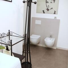 Отель Bed and Breakfast Ca'Lou Италия, Виченца - отзывы, цены и фото номеров - забронировать отель Bed and Breakfast Ca'Lou онлайн ванная