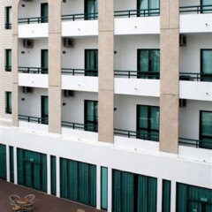 Отель Lezíria Parque Hotel Португалия, Вила-Франка-де-Ксира - отзывы, цены и фото номеров - забронировать отель Lezíria Parque Hotel онлайн с домашними животными
