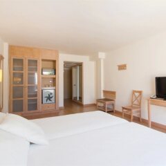 Отель Iberostar Club Cala Barca удобства в номере