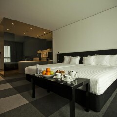 Отель Graffit Gallery Design Hotel Болгария, Варна - 2 отзыва об отеле, цены и фото номеров - забронировать отель Graffit Gallery Design Hotel онлайн в номере