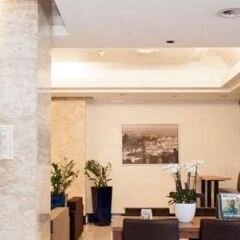 Отель XO Hotels Blue Tower фото 7