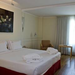 VIP Executive Entrecampos Hotel & Conference комната для гостей фото 5