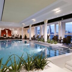Отель The Westin Grand Frankfurt с домашними животными