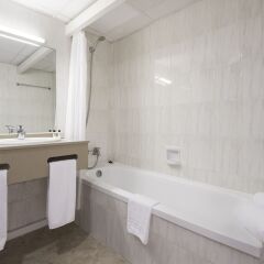 Azuline Hotel Bergantin ванная фото 2