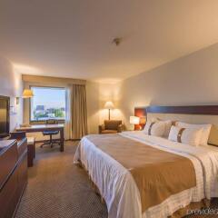 Отель Holiday Inn Select Гвадалахара комната для гостей фото 2