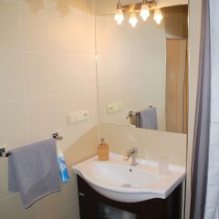 Апартаменты True Old Town Square Apartments ванная