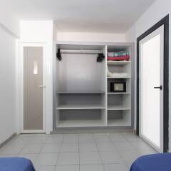 Отель Apartamentos Kensington сейф в номере