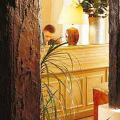 Отель Hôtel Saint Roch Франция, Париж - 1 отзыв об отеле, цены и фото номеров - забронировать отель Hôtel Saint Roch онлайн интерьер отеля фото 2