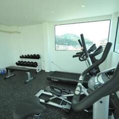 Raha Grand Hotel Patong фитнесс-зал фото 3