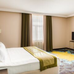Гостиница The ONE Hotel Astana Казахстан, Нур-Султан - отзывы, цены и фото номеров - забронировать гостиницу The ONE Hotel Astana онлайн сейф в номере