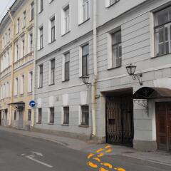 Suricata Hostel городской автобус