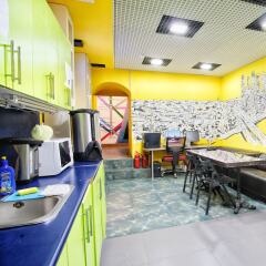 Cozy People Hostel питание