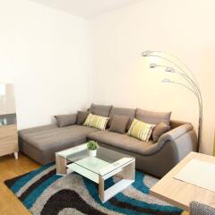 Апартаменты CheckVienna Edelhof Apartments комната для гостей фото 3