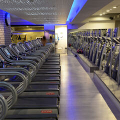 Отель Gordon Inn & Suites фитнесс-зал