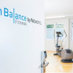 Отель Novotel Antwerpen Бельгия, Антверпен - 1 отзыв об отеле, цены и фото номеров - забронировать отель Novotel Antwerpen онлайн фитнесс-зал фото 4