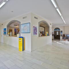 Hotel Calimera Es Talaial интерьер отеля