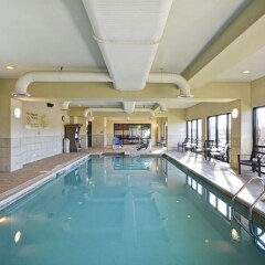 Отель Hampton Inn & Suites Columbus-Easton Area бассейн фото 3