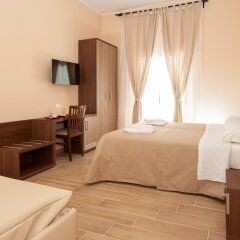 Отель Trinity Guest House Италия, Рим - отзывы, цены и фото номеров - забронировать отель Trinity Guest House онлайн сейф в номере