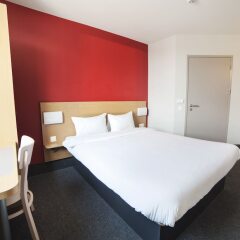 Отель B&B Wrocław Centrum Польша, Вроцлав - 1 отзыв об отеле, цены и фото номеров - забронировать отель B&B Wrocław Centrum онлайн комната для гостей фото 5