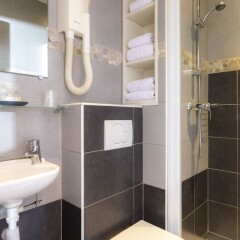 Отель Hôtel Montsouris Orléans Франция, Париж - 1 отзыв об отеле, цены и фото номеров - забронировать отель Hôtel Montsouris Orléans онлайн ванная фото 2