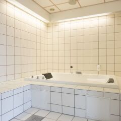 Отель Dronningen Hotel Норвегия, Кристиансанд - отзывы, цены и фото номеров - забронировать отель Dronningen Hotel онлайн ванная фото 2