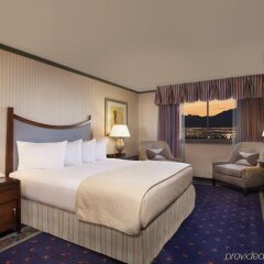 Отель Circus Circus Hotel, Casino & Theme Park США, Лас-Вегас - 4 отзыва об отеле, цены и фото номеров - забронировать отель Circus Circus Hotel, Casino & Theme Park онлайн комната для гостей фото 4