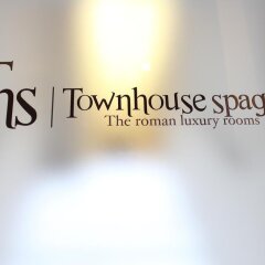 Отель Town House Spagna фитнесс-зал