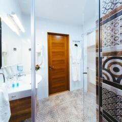 Гостиница Torgay Hotel Казахстан, Нур-Султан - отзывы, цены и фото номеров - забронировать гостиницу Torgay Hotel онлайн ванная