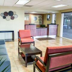 Отель Comfort Inn And Suites Near Universal Studios Лос-Анджелес интерьер отеля