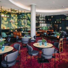 Отель Vienna House Andel's Cracow гостиничный бар