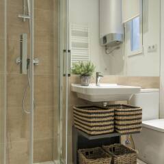 Отель Apartamento Malasaña IV Испания, Мадрид - отзывы, цены и фото номеров - забронировать отель Apartamento Malasaña IV онлайн ванная фото 2